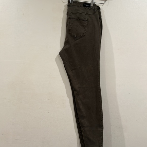 Liverpool women’s Jeans
Size 14W - Picture 6 of 6